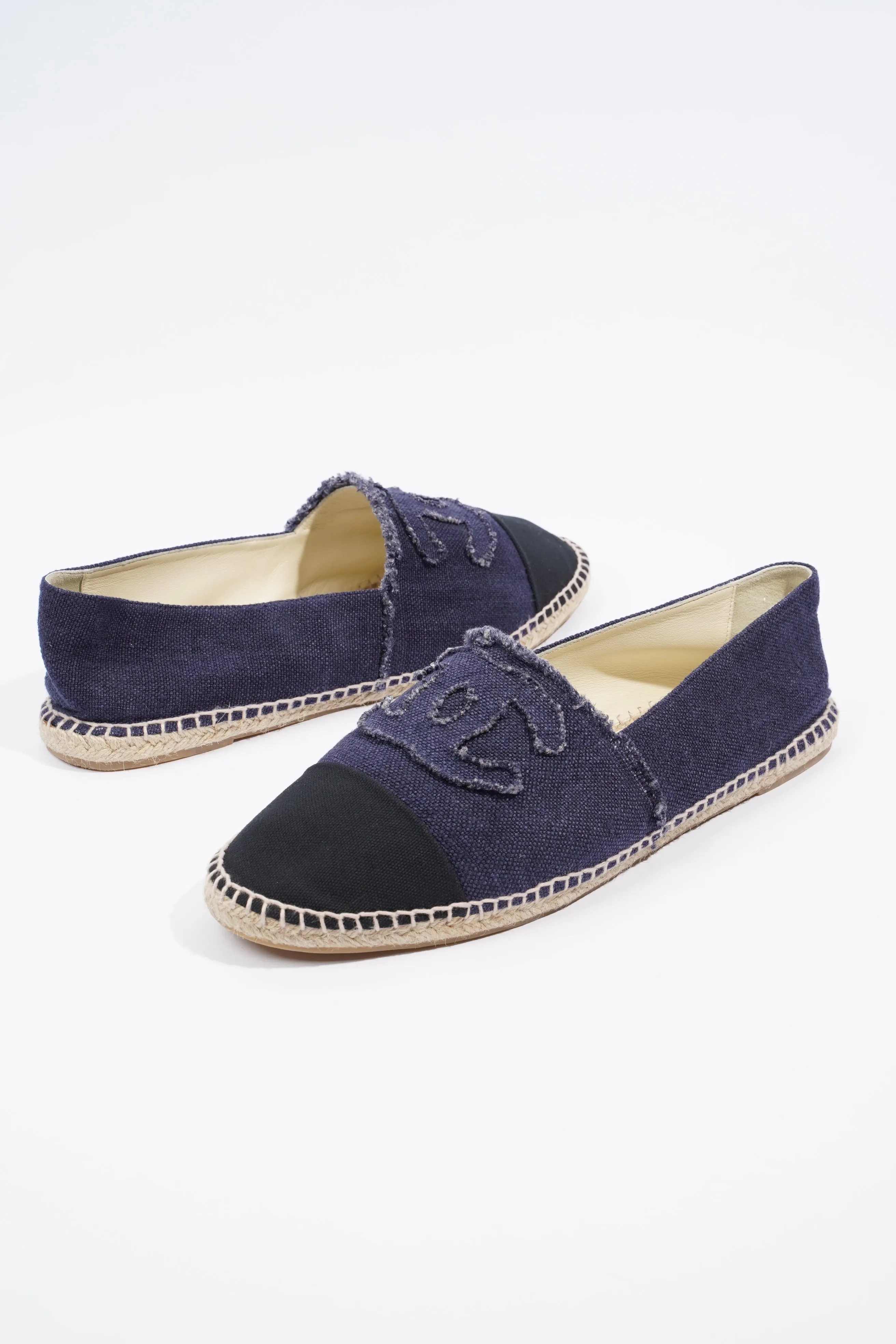 Chanel CC Logo Espadrilles Navy   Black EU 46   UK 12