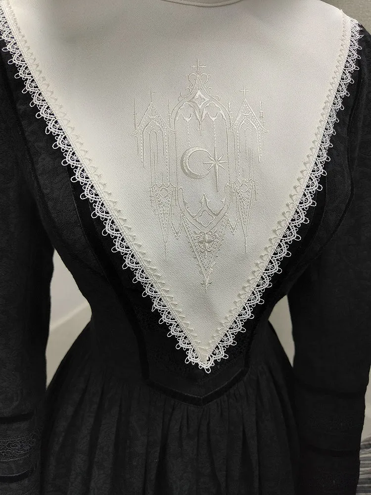 White / Black Embroidery Details Pointed Collar
